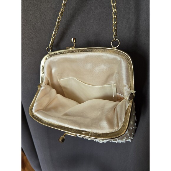 Vintage Walborg Beaded Evening Purse Cream with Gold Chain Clasp, Handmade HK - Picture 7 of 9